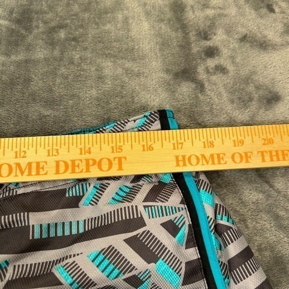 NIke Swim Trunks Mens Extra‎ Large Blue Gray Striped Swimwear Bottoms Geometric - Picture 6 of 9